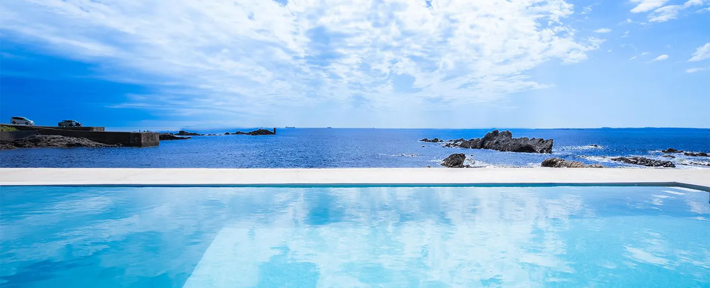 สระว่ายน้ำอินฟินิตี้