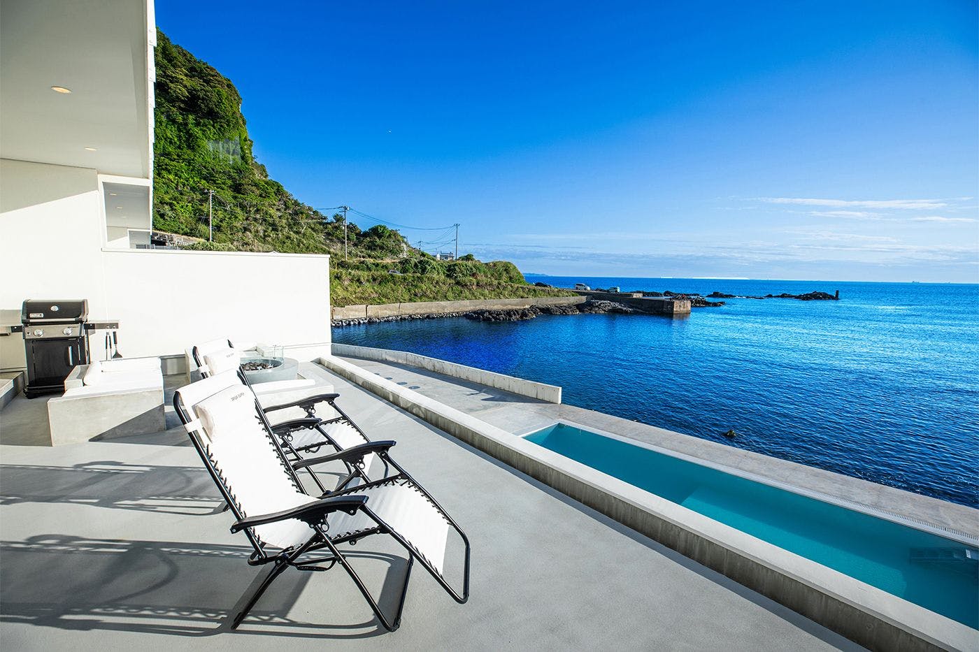 สระว่ายน้ำอินฟินิตี้