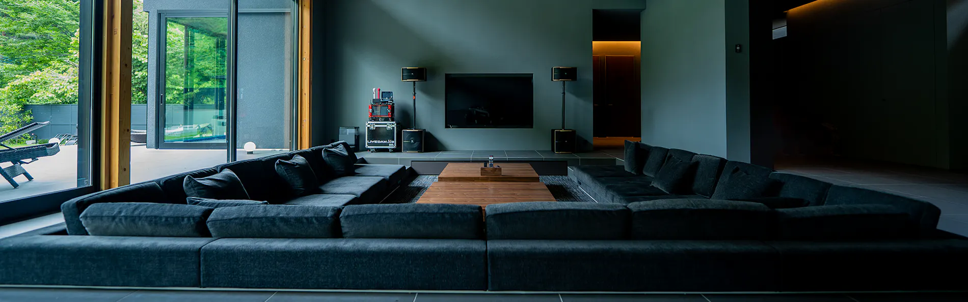 郷音 -G.O.A.T.- The Summit Club