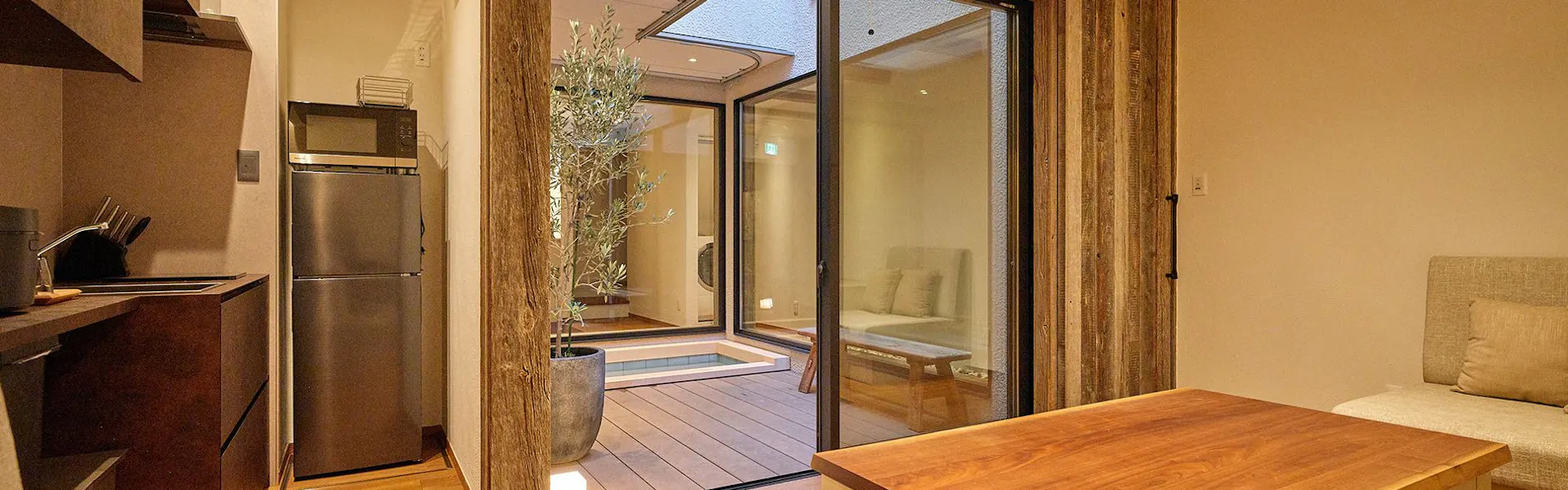 大門屋 大阪 岸里玉出 -空窓の湯-