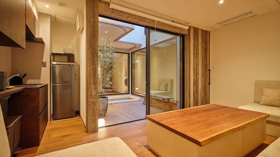 OKADOYA Osaka Kishinosato-tamade “Sky Window SPA”