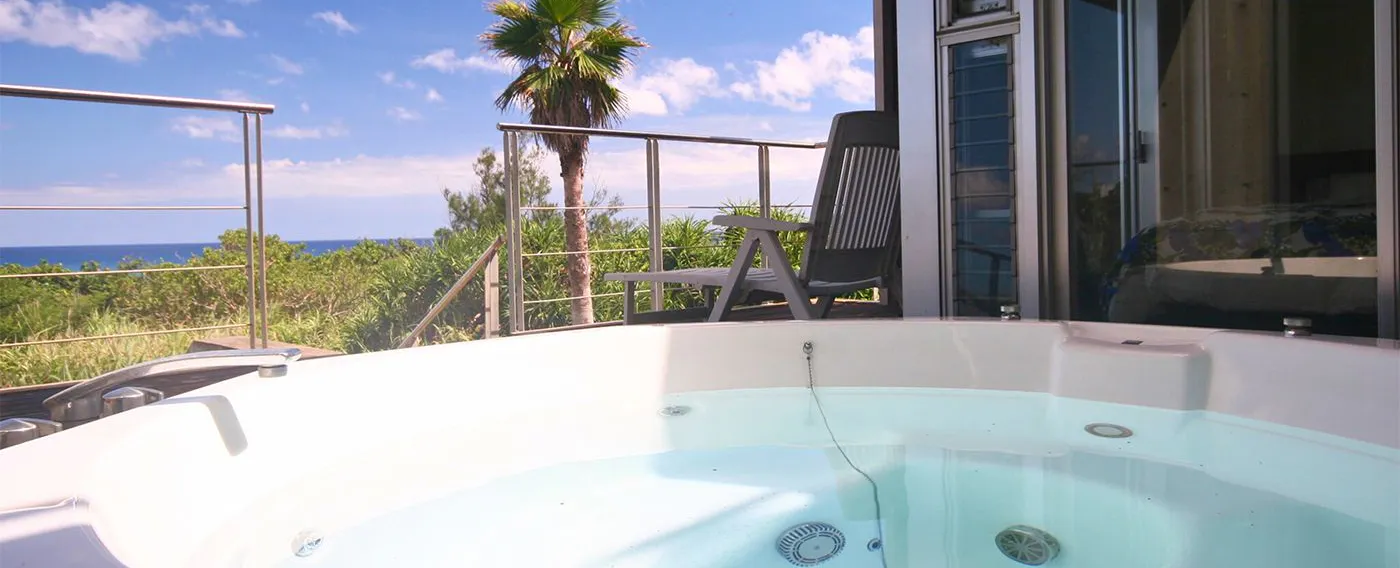 อ่างจากุซซี่