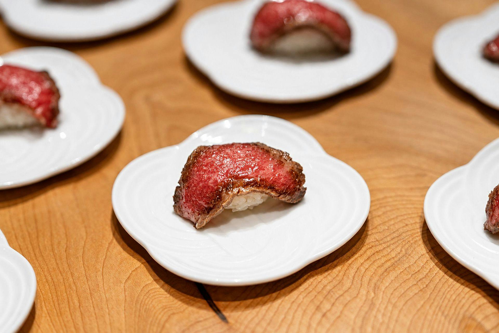肉馳走宿　瀧口