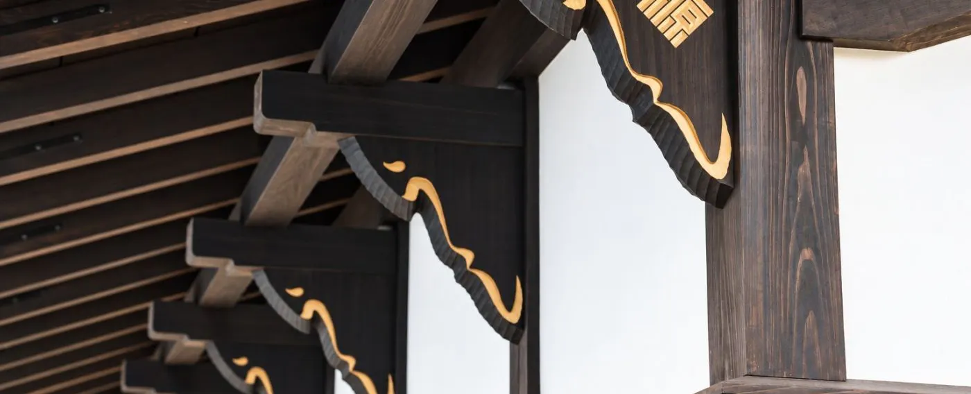 Detail desain di bawah atap