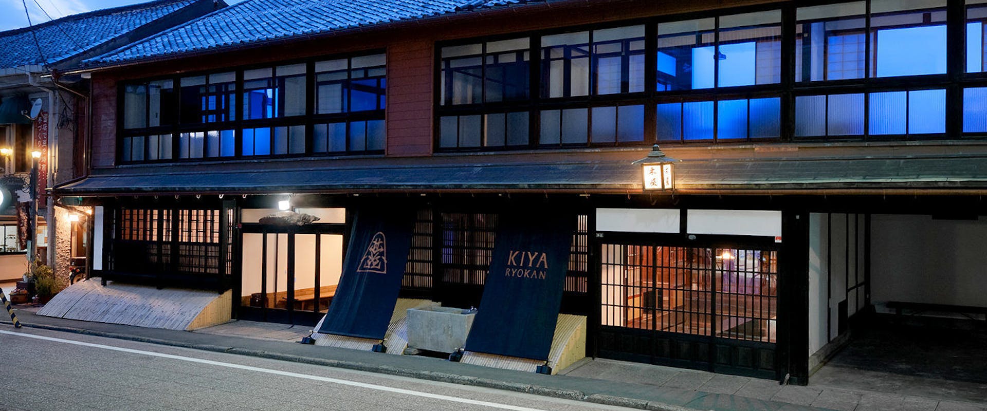 宇和島駅周辺でおすすめの宿