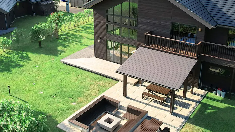 Cairns House by SANA