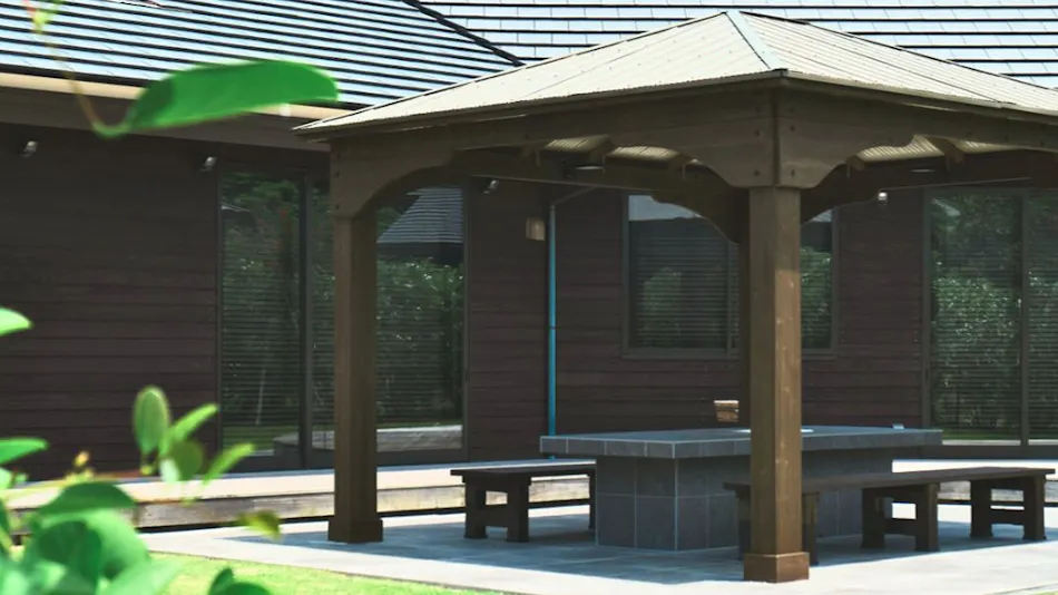 Cairns House by SANA