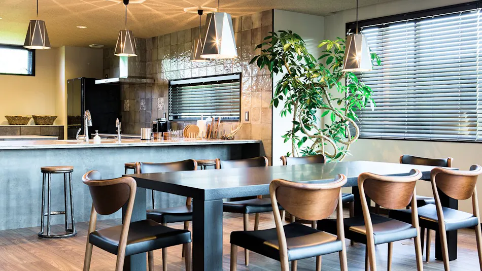 Cairns House by SANA