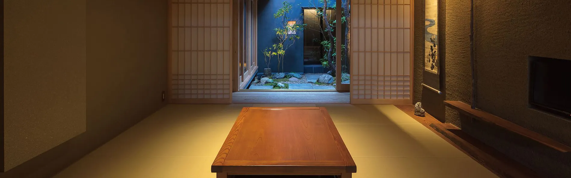 東山三条 京のやど 優り草 〈一棟貸し町家〉