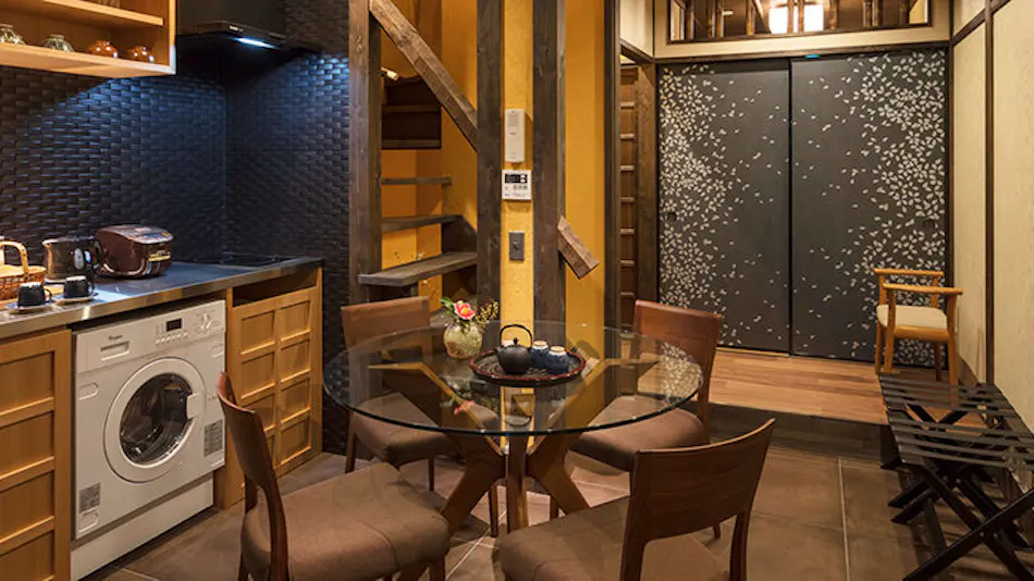 Hanakagari - Traditional Machiya House Rental