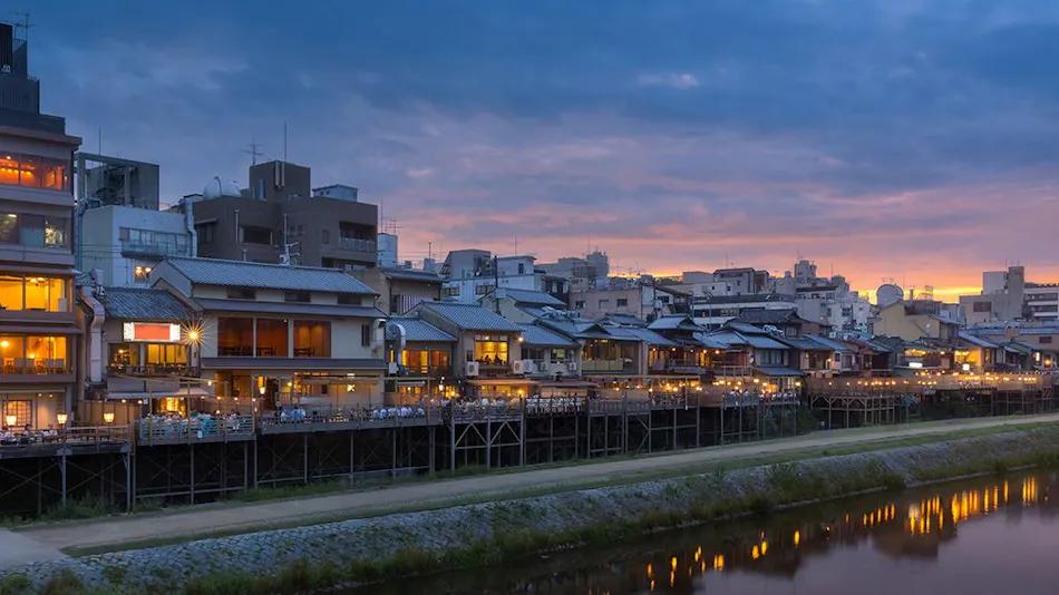 Hanakagari - Traditional Machiya House Rental
