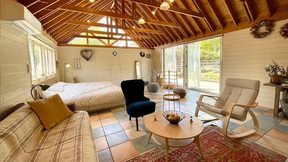 GARDEN SHED