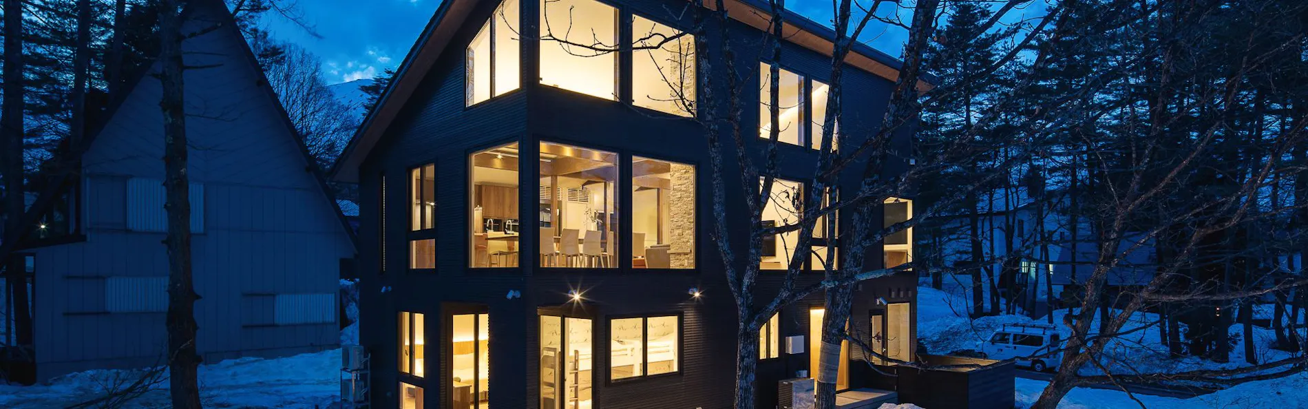 SILVER MAPLE CHALET