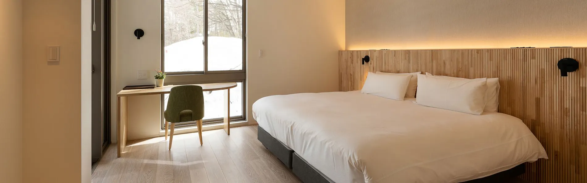 SILVER MAPLE CHALET
