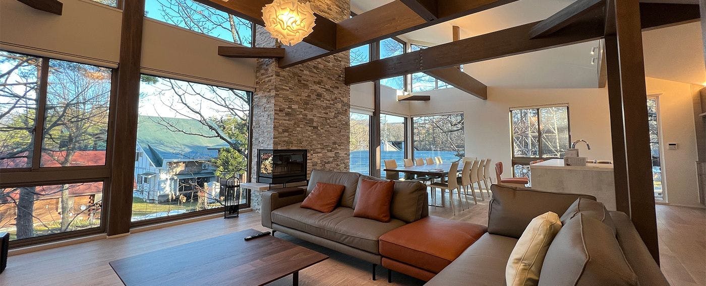 SILVER MAPLE CHALET