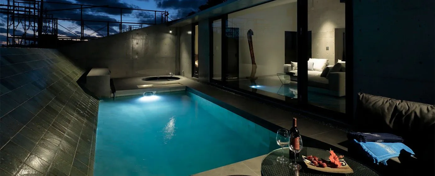 プライベートプール