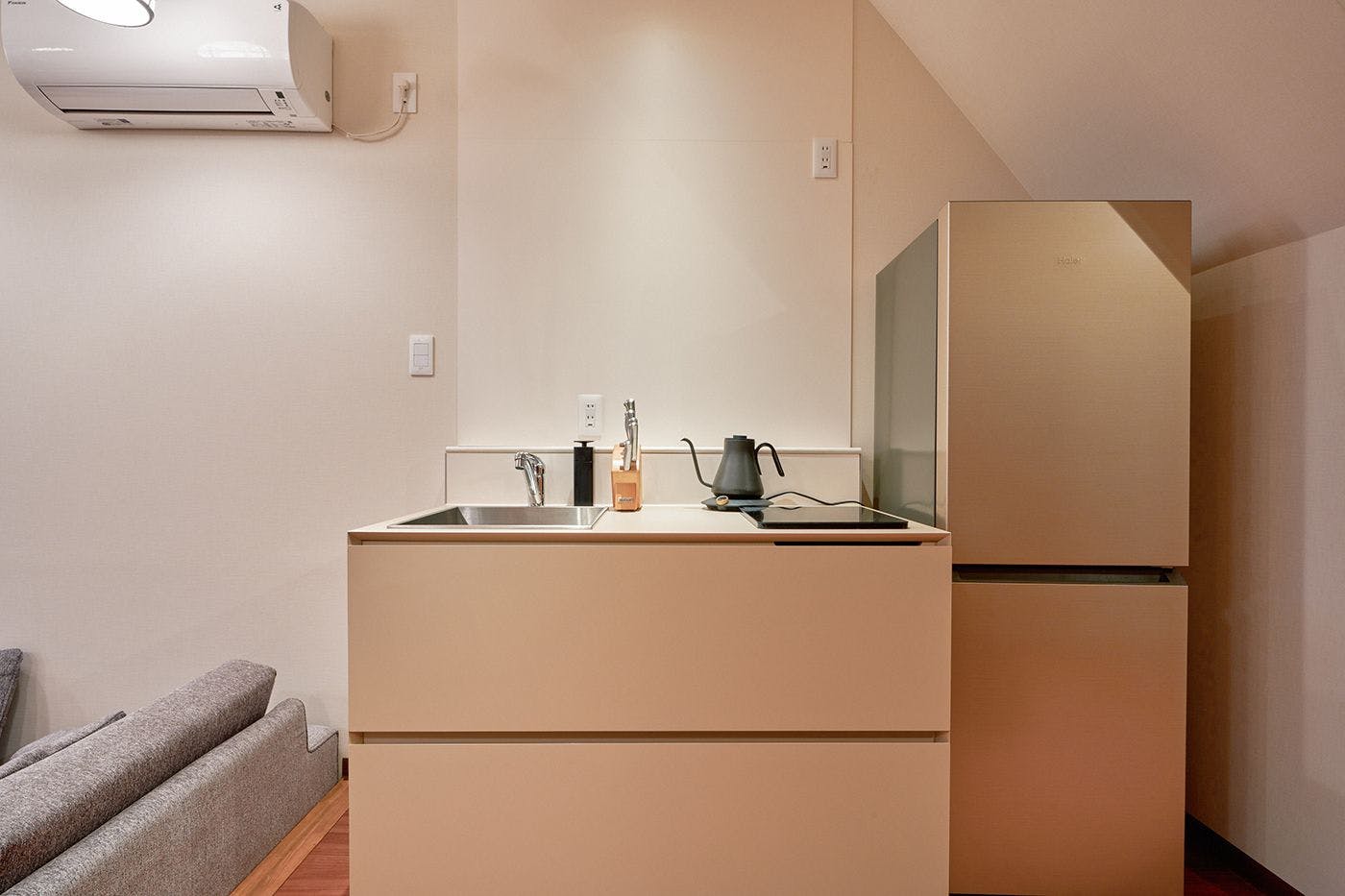 KONJAKUSO Osaka Tengachaya "NIHONCHA" Tea & Relax