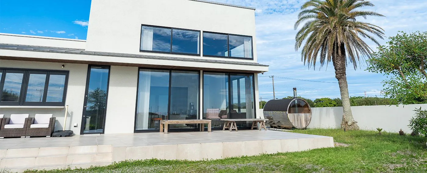 ลานวิ่งเล่นสำหรับสุนัขส่วนตัว