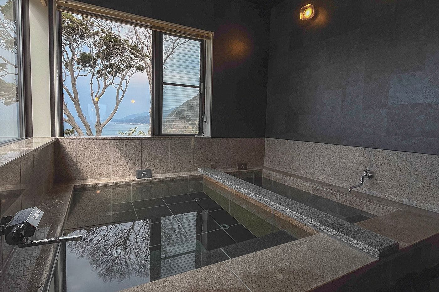 waku terrace