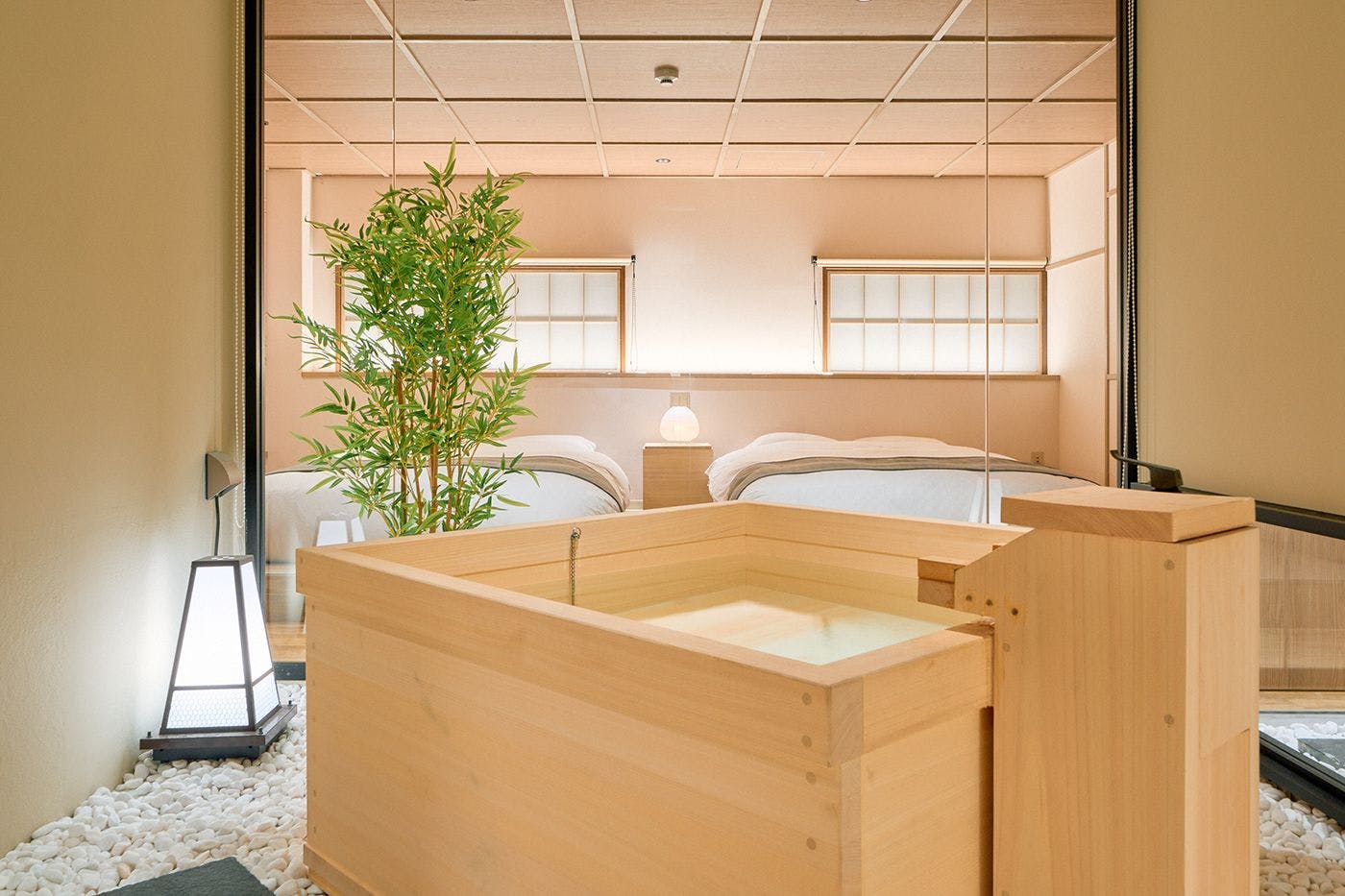 Konjakuso Osaka Tempozan "KOMESHOU UOSHOU"