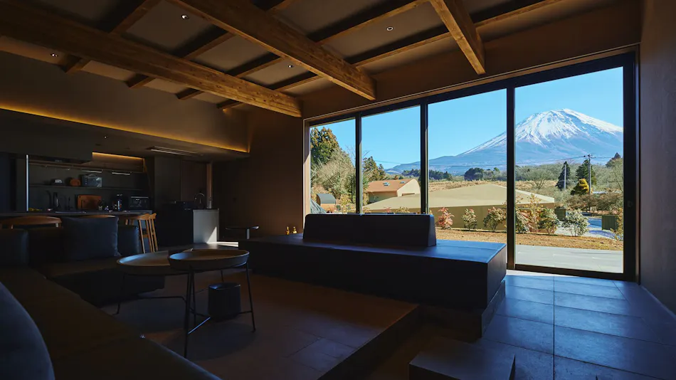 THE THIRD PLACE Mt. Fuji