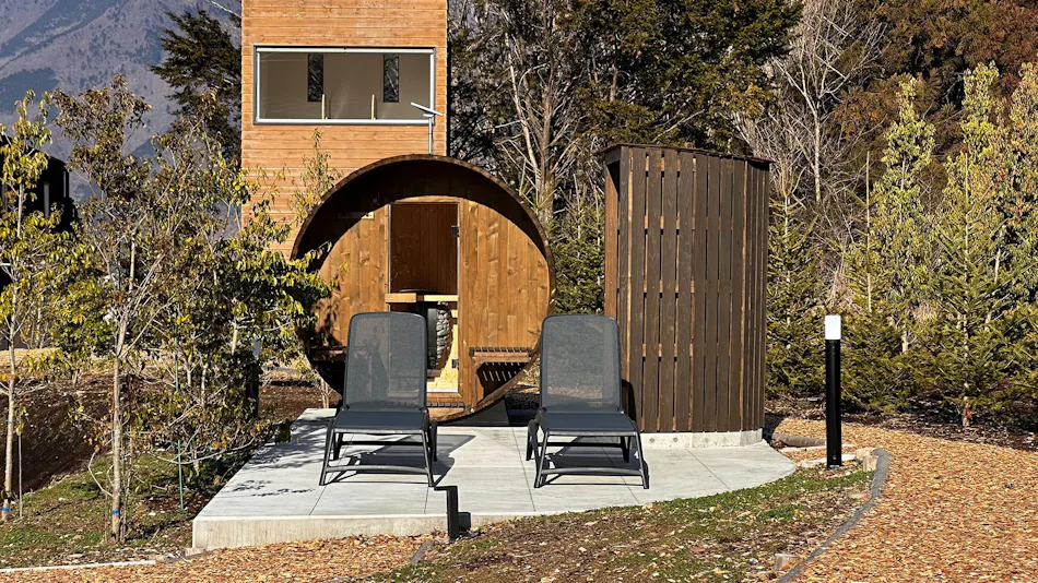 THE THIRD PLACE Mt. Fuji