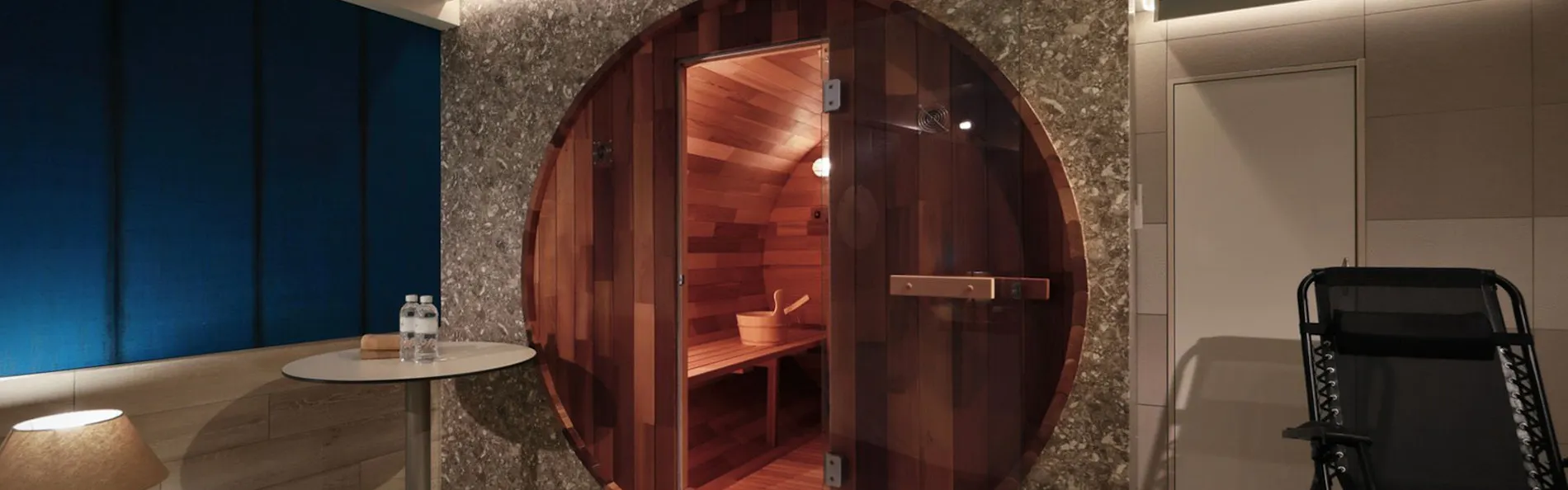 クリスタルサウナ