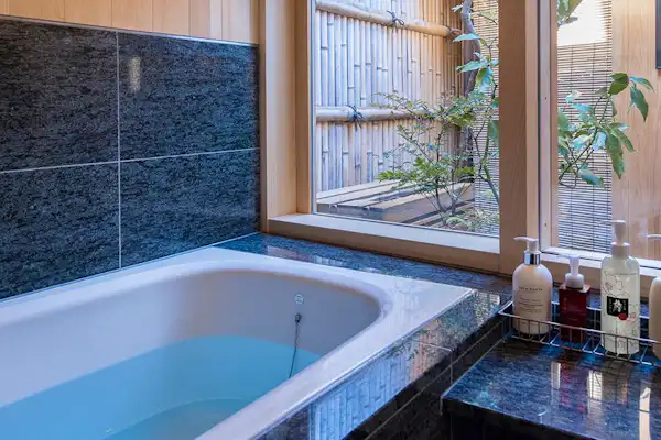 ห้องน้ำ