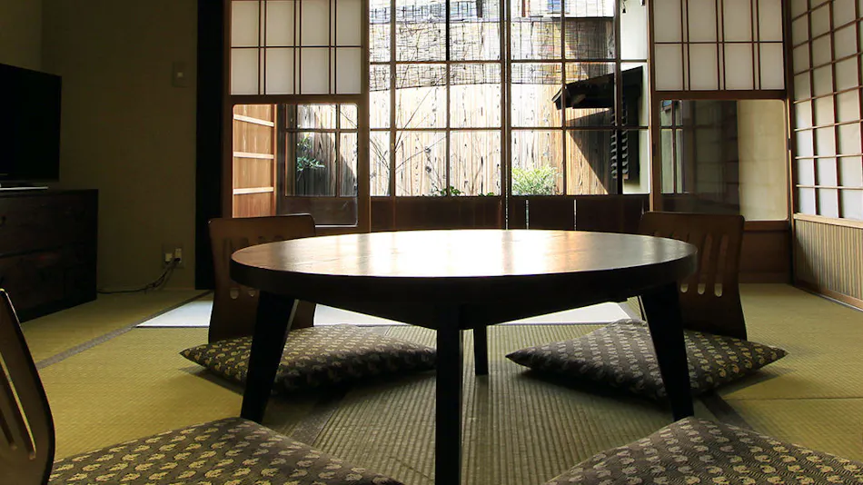 Inn of the Heian Palace