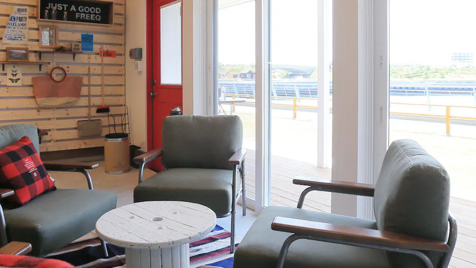 SHARES Laguna Gamagori