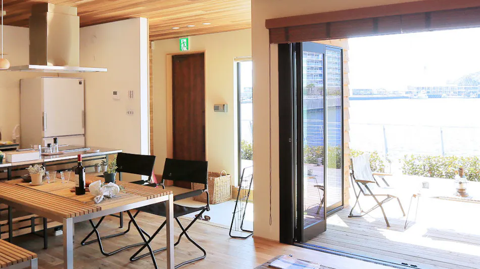 SHARES Laguna Gamagori