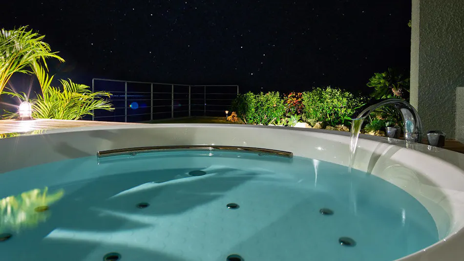 Oceanfront KouriStay