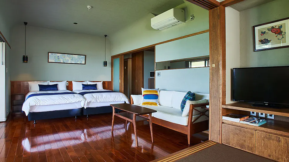 Oceanfront KouriStay