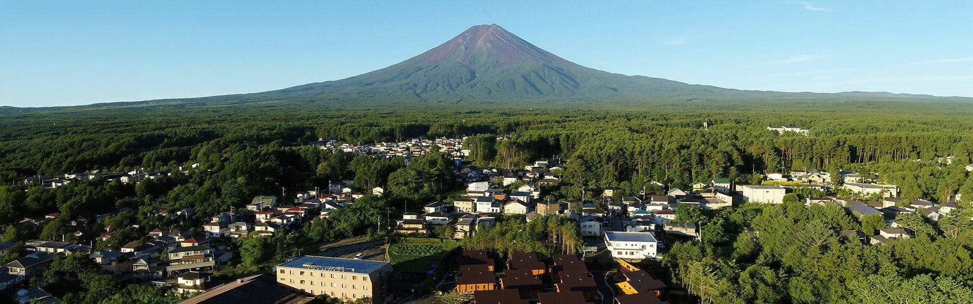 上空富士山