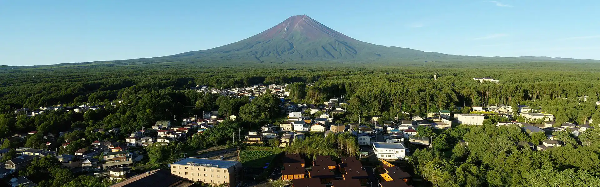 上空富士山