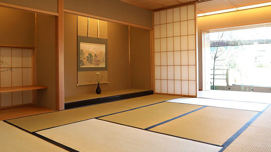 Maru Izumiya-cho