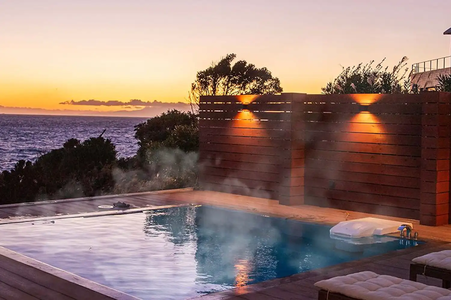 สระว่ายน้ำ