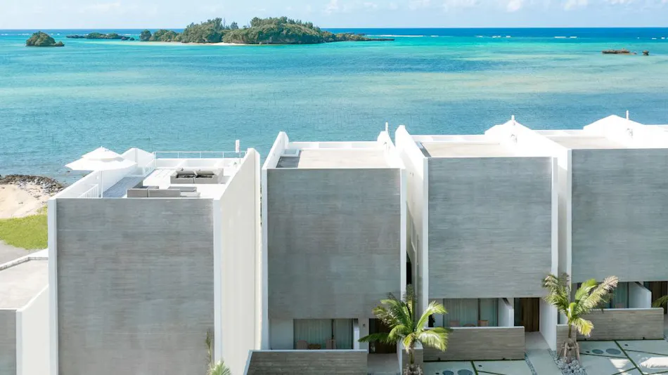 VILLA VALIOSA ON THE BEACH