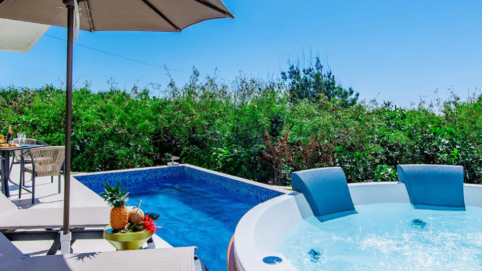 Crystal Villa Bayside