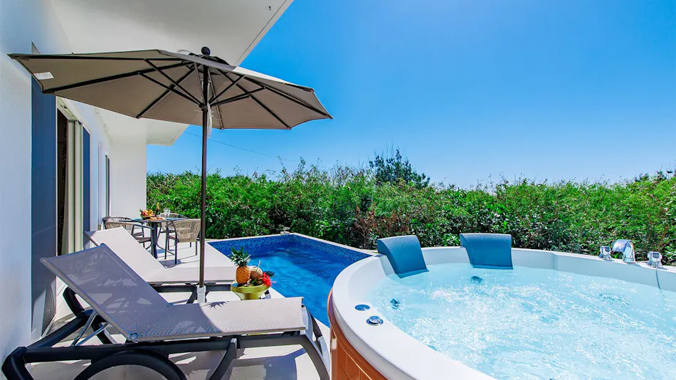 Crystal Villa Bayside