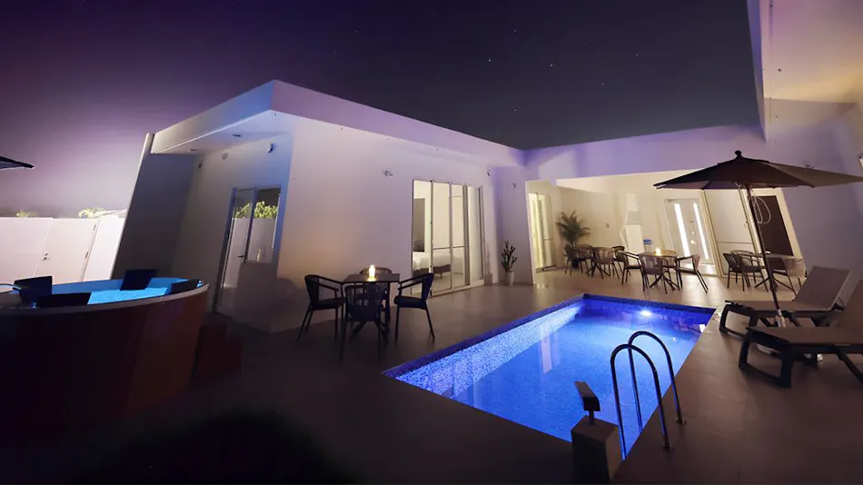Crystal Villa Bayside