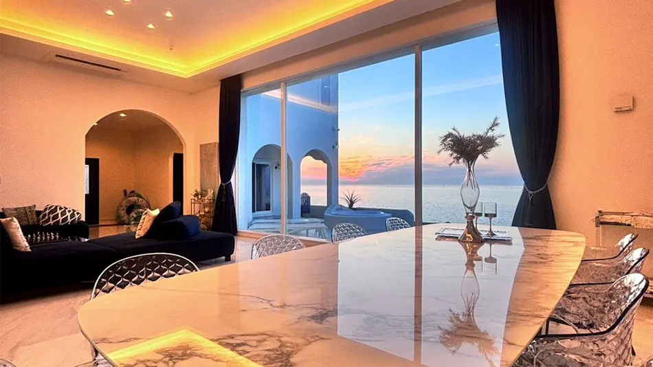 THE VILLA -SANTORINI AWAJI-