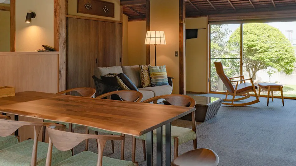 Juhachiro Hanare Yado Ito