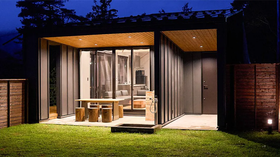 Beds and Dog Run - Yamanakako