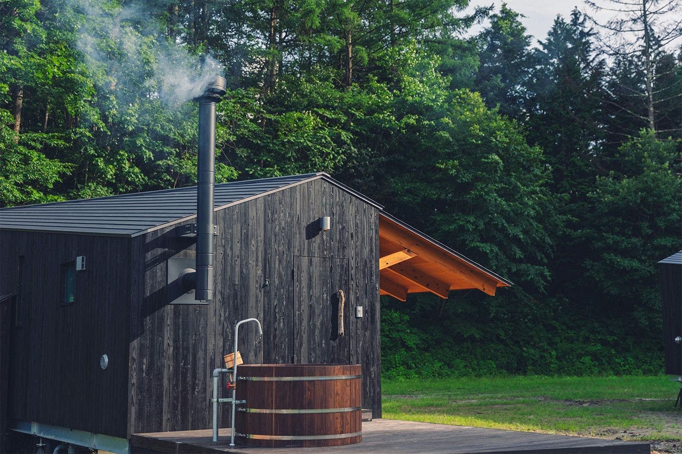 フィンランド式サウナと水風呂