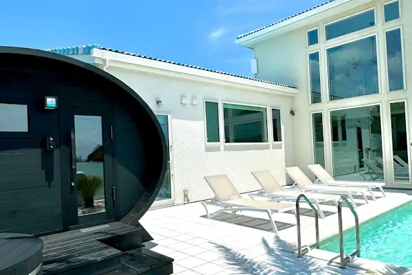 Sauna dan Kolam Renang