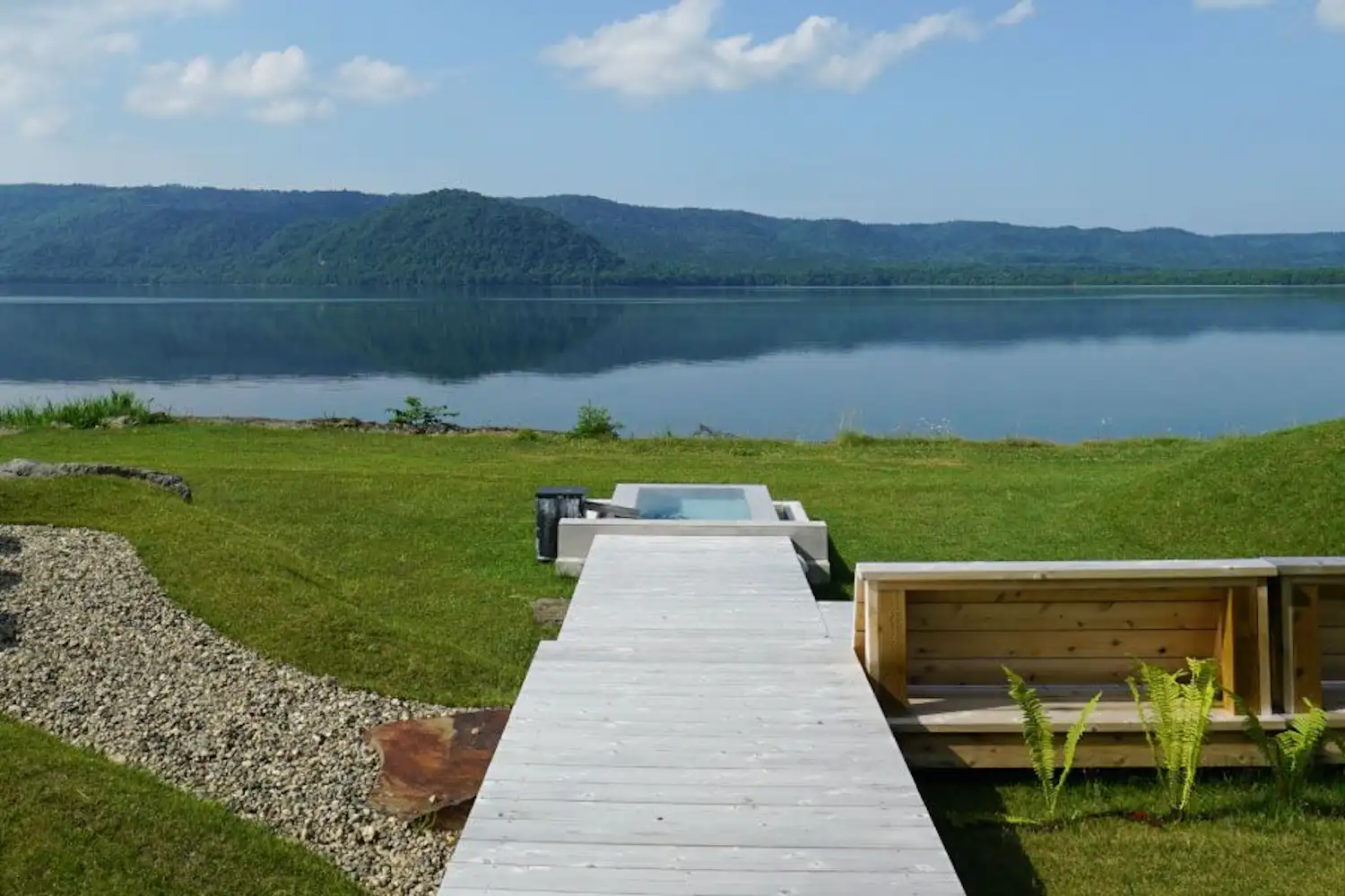 ภายนอกอาคาร