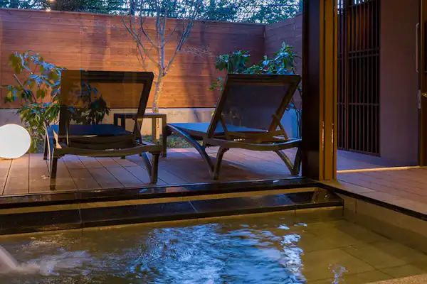 น้ำพุร้อน