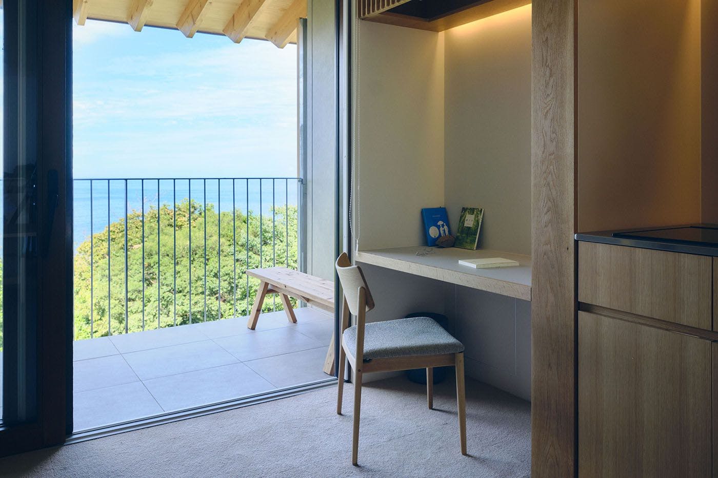 SANU 2nd Home Izu 1st