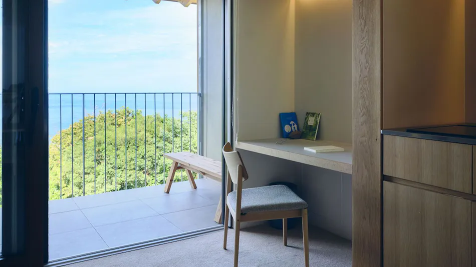 SANU 2nd Home Izu 1st